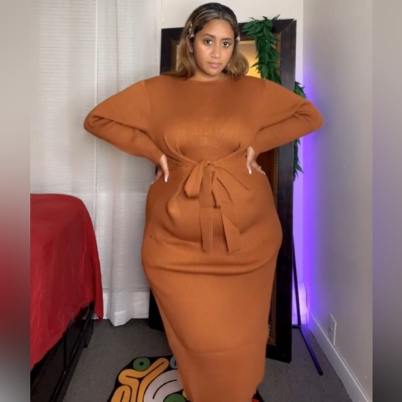 Long Sleeve Dress - Picture 1 of 3